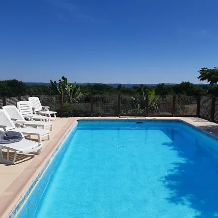La Voie De L'hirondelle Chalet